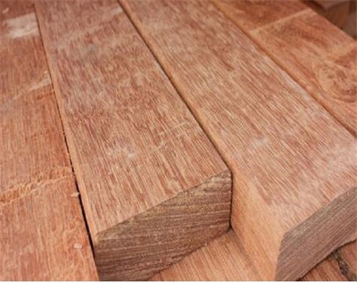 菠蘿格木的缺點(diǎn) 為何在木制家具中需謹(jǐn)慎選擇